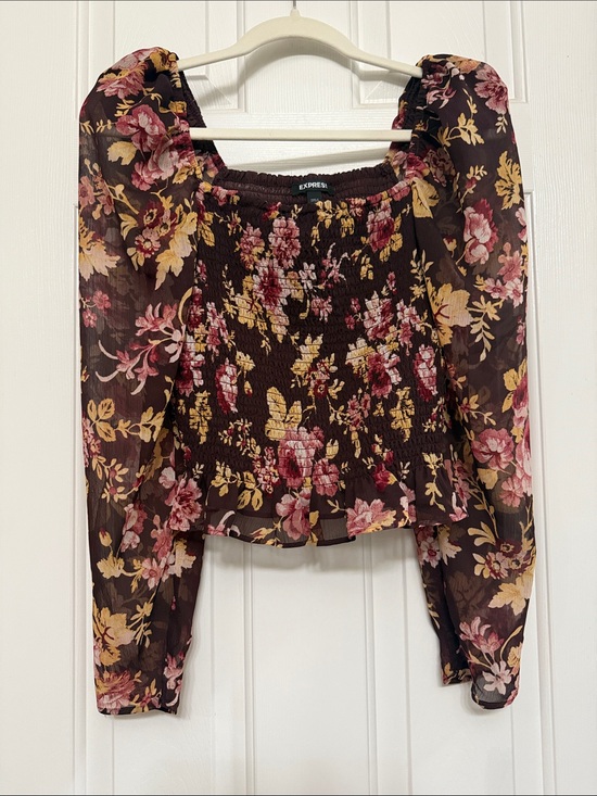 Express Tops - Express Floral Smocked Puff-Sleeve Top in Dark Brown, Pink and Mustard